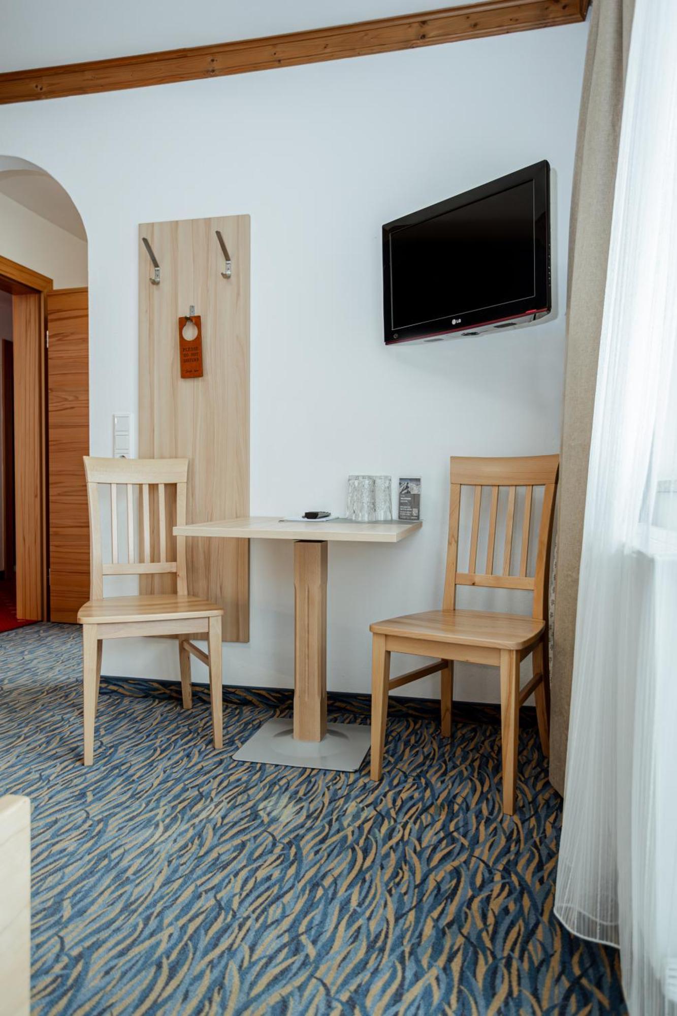 Gasthof Eschenhof 2*